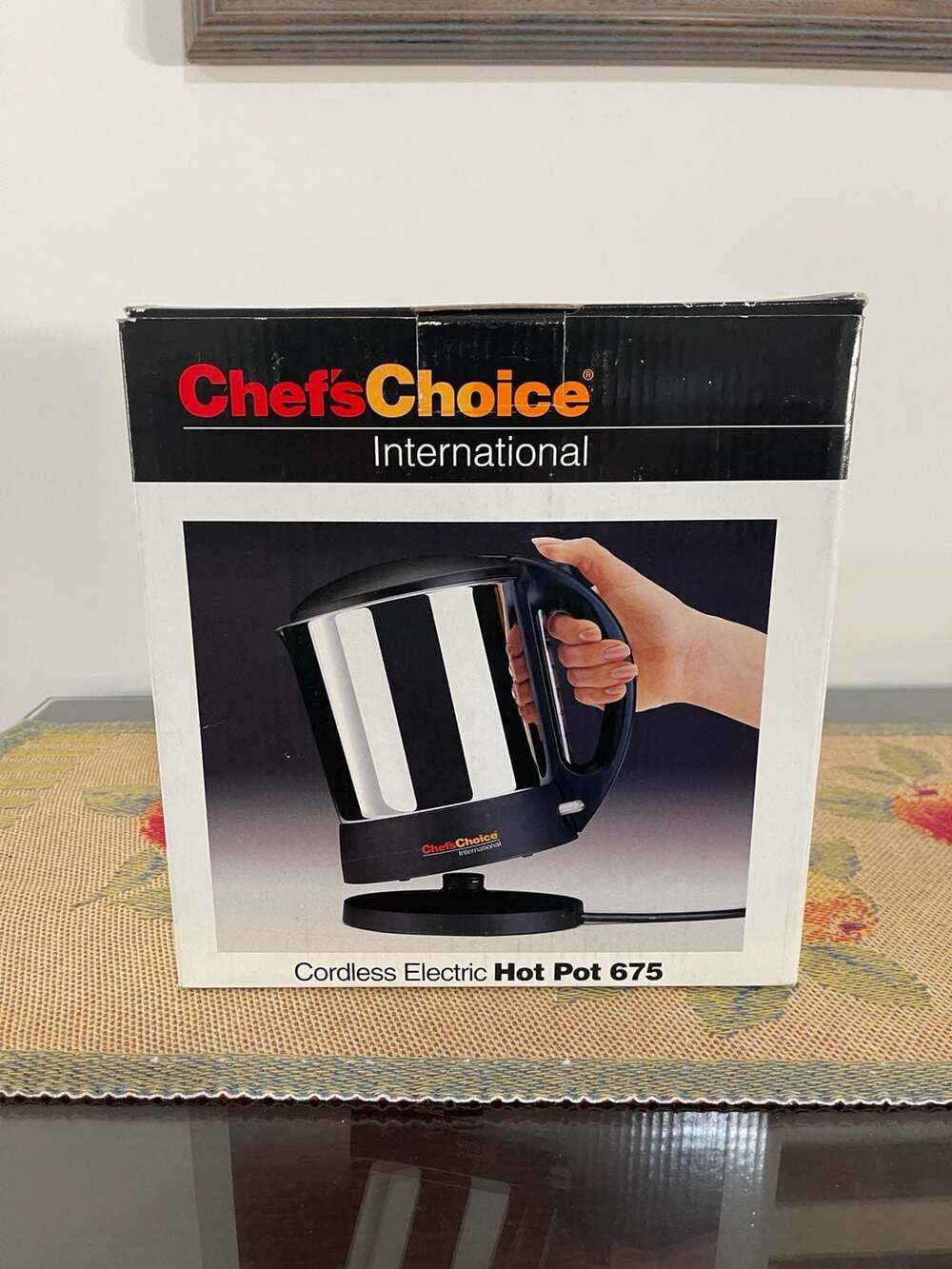 NEW! Chef'sChoice International Cordless Electric Hot Pot 675